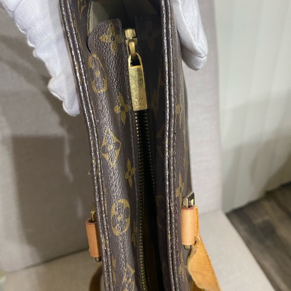 Preloved Authentic Louis Vuitton Luco - Picture 11 of 17